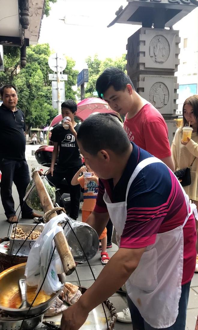 曝网红“温江王鸡肉”与顾客吵架知情人曝原因深挖疑造假细节(图19)